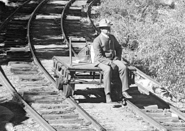 The in railroad 1800s workers 19th